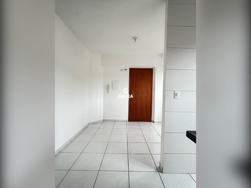 Apartamento 2 Dormitórios, 1 Vaga à Venda no Jardim Guassu, São Vicente | Ed. Ed Paris - Ref. GV26982